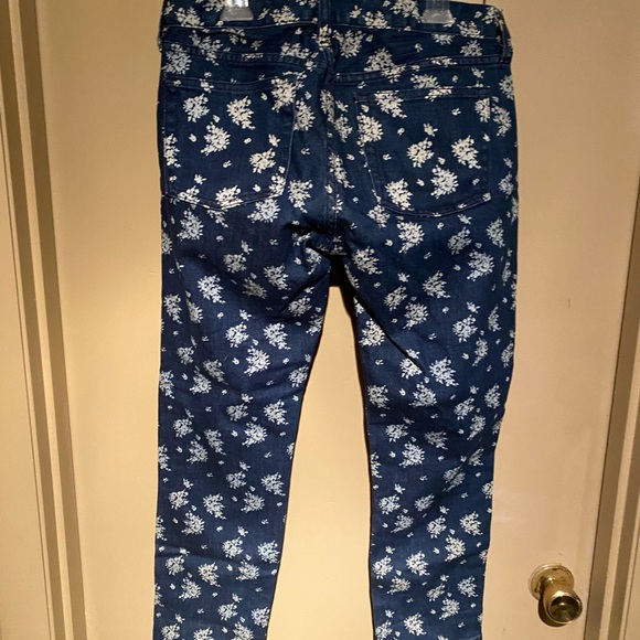 J Crew Cropped Matchstick jeans 28”x 25.5 - Picture 2 of 7